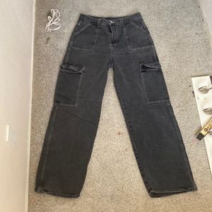 black shein women’s jeans size XL cargo small back pockets